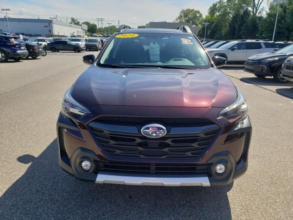 Used 2024 Subaru Outback Limited SUV