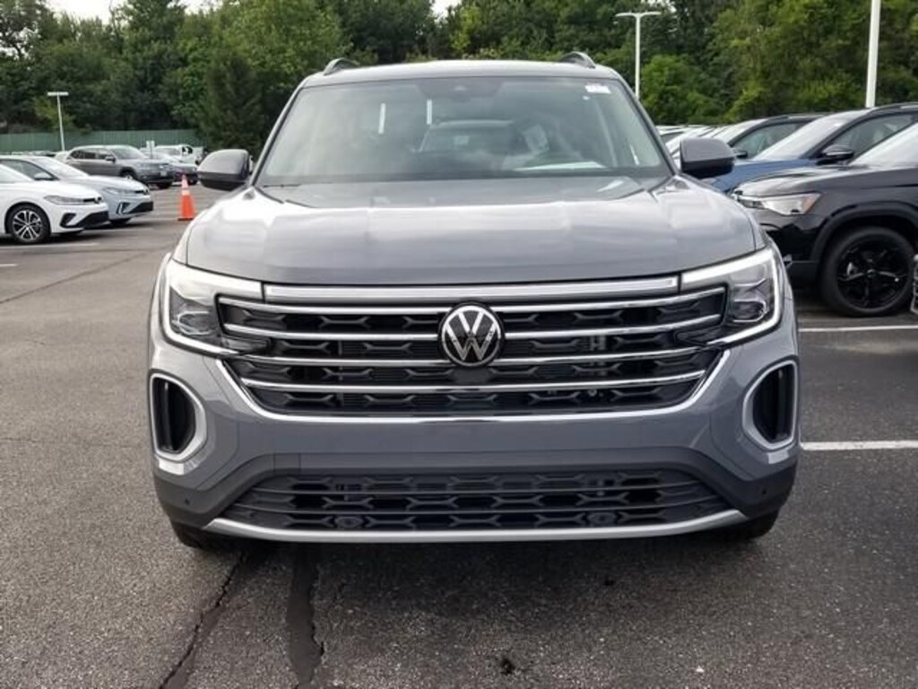 New 2026 Volkswagen Atlas 2.0T SE w/Technology SUV