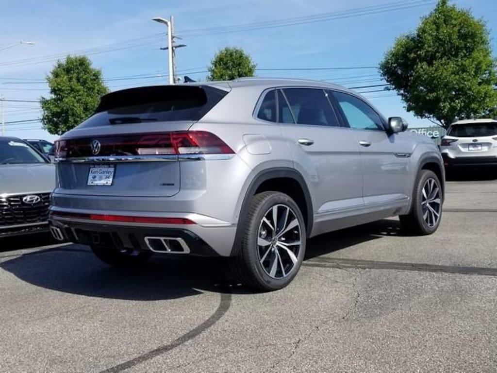 New 2026 Volkswagen Atlas Cross Sport 2.0T SEL Premium R-Line SUV