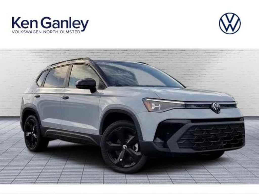 New 2026 Volkswagen Taos 1.5T SE Black SUV