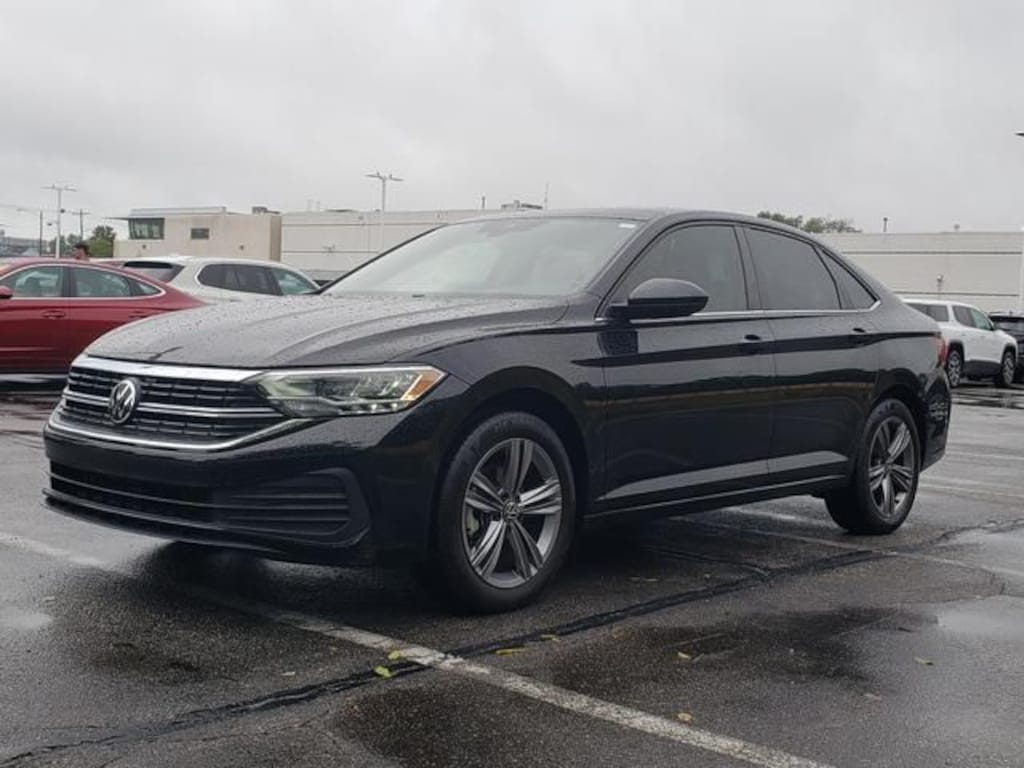 Certified 2023 Volkswagen Jetta 1.5T SE Sedan
