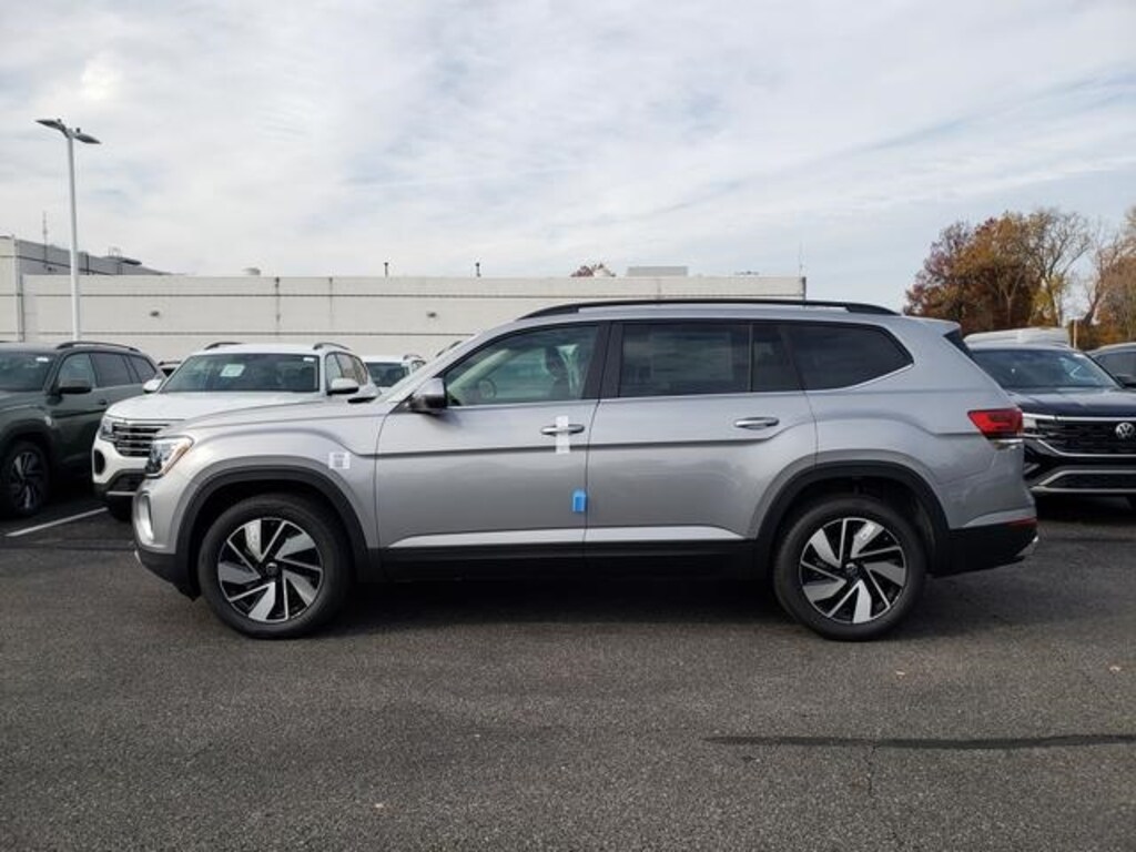 New 2026 Volkswagen Atlas 2.0T SE w/Technology SUV