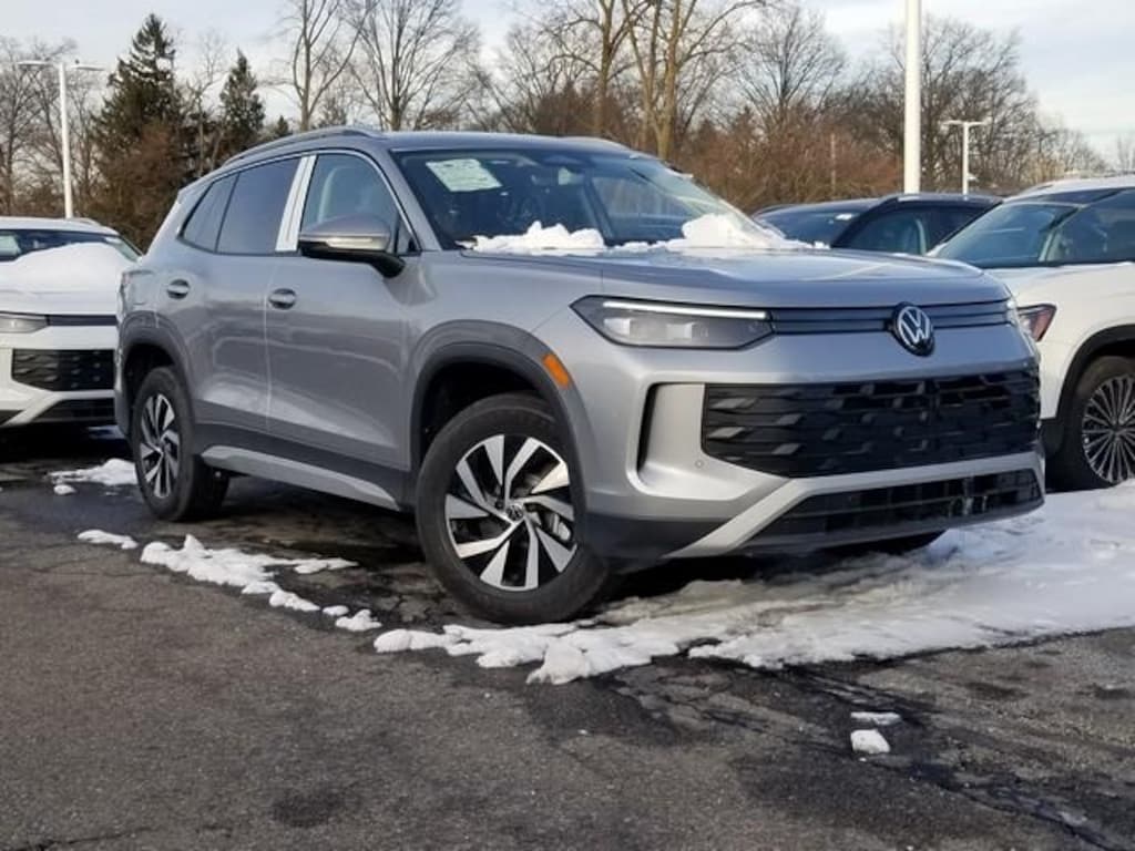 New 2026 Volkswagen Tiguan 2.0T S SUV