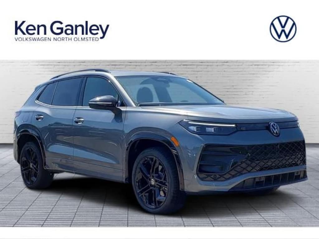 New 2026 Volkswagen Tiguan SE R-Line Black SUV