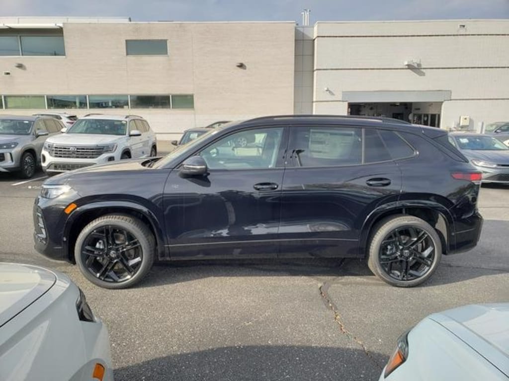 New 2026 Volkswagen Tiguan 2.0T SE R-Line Black SUV