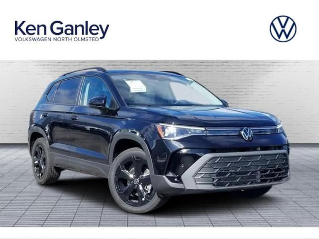 New 2026 Volkswagen Taos 1.5T SE Black SUV
