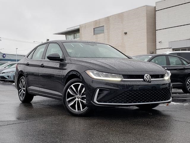 2026 Volkswagen Jetta SE's photo