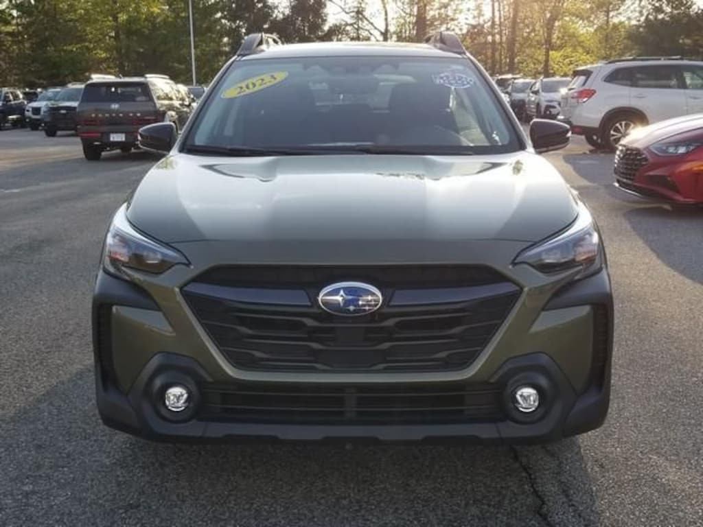 Used 2023 Subaru Outback Premium SUV