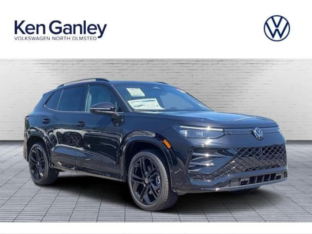 New 2026 Volkswagen Tiguan SE R-Line Black SUV