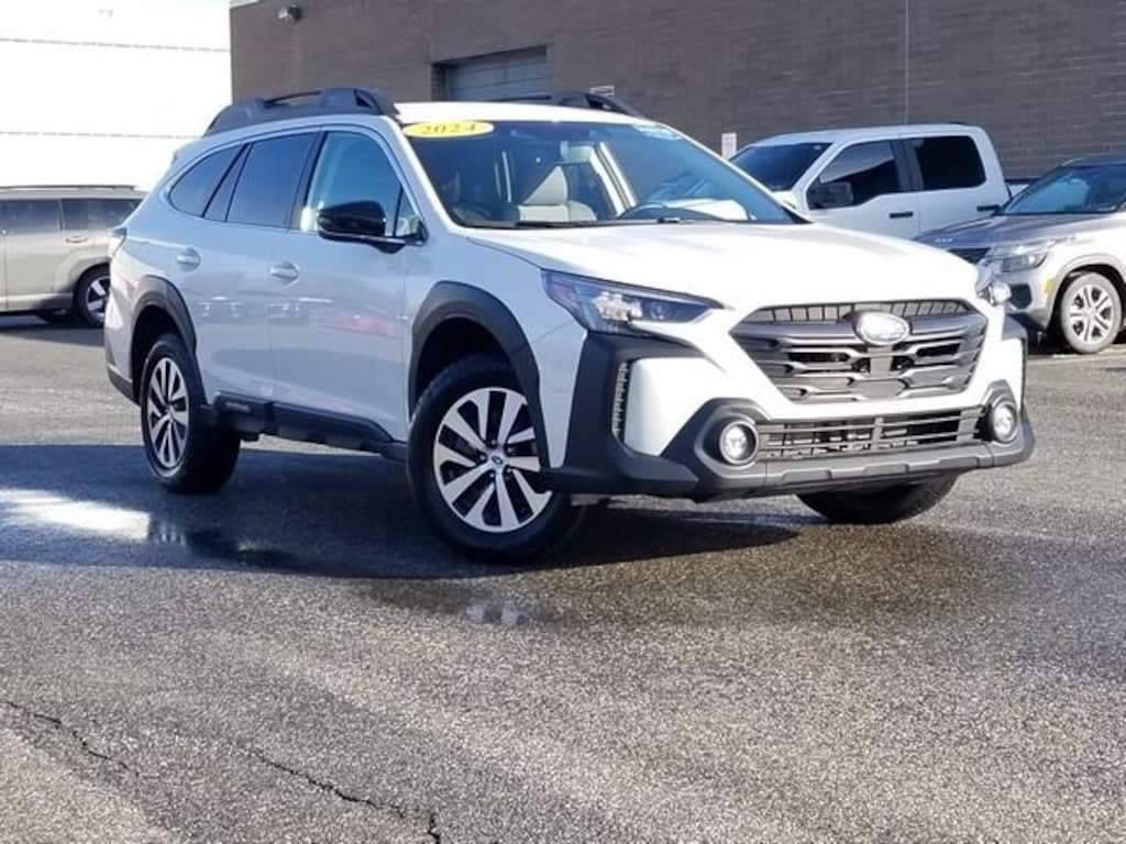 Used 2024 Subaru Outback Premium SUV