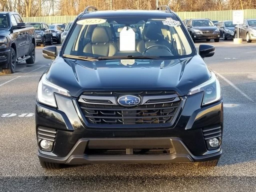 Used 2023 Subaru Forester Limited SUV