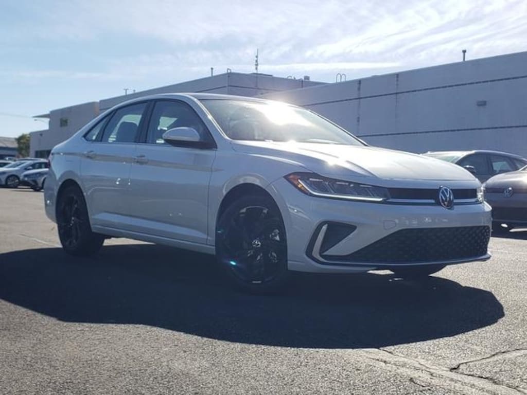 New 2026 Volkswagen Jetta 1.5T SE Sedan