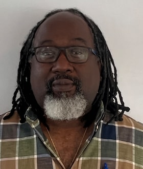 Staff member Robert Reese from ID_07fd43b0ae24