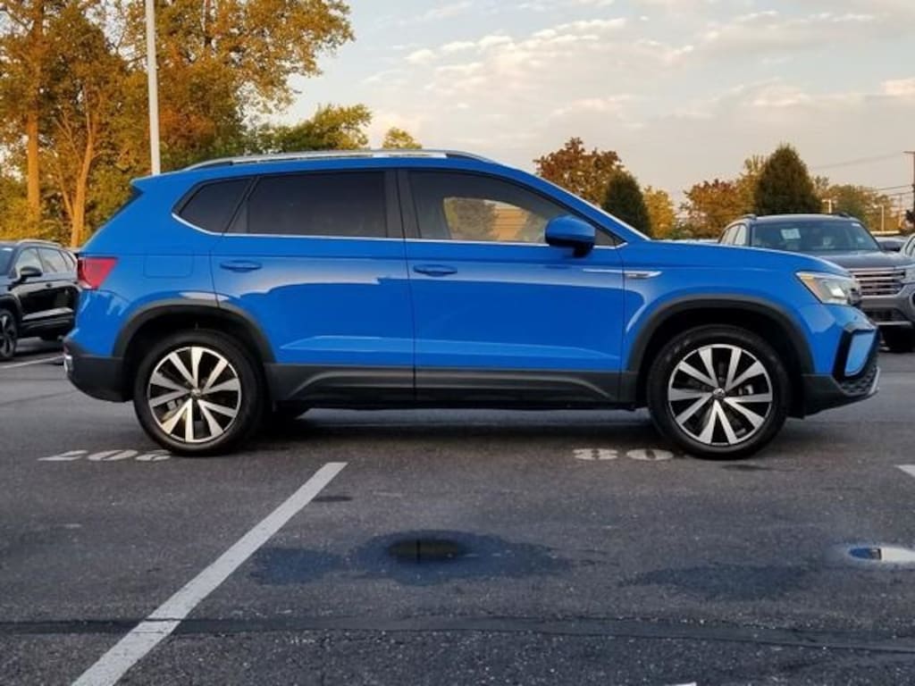 Used 2022 Volkswagen Taos 1.5T SE 4MOTION SUV