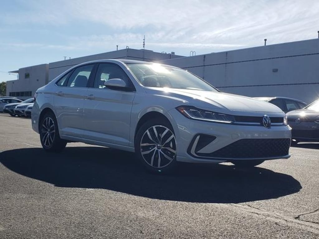 New 2026 Volkswagen Jetta 1.5T SE Sedan