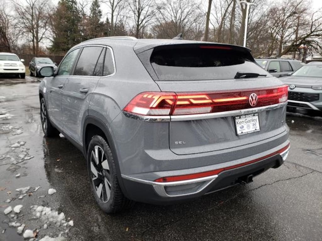 New 2026 Volkswagen Atlas Cross Sport 2.0T SEL SUV
