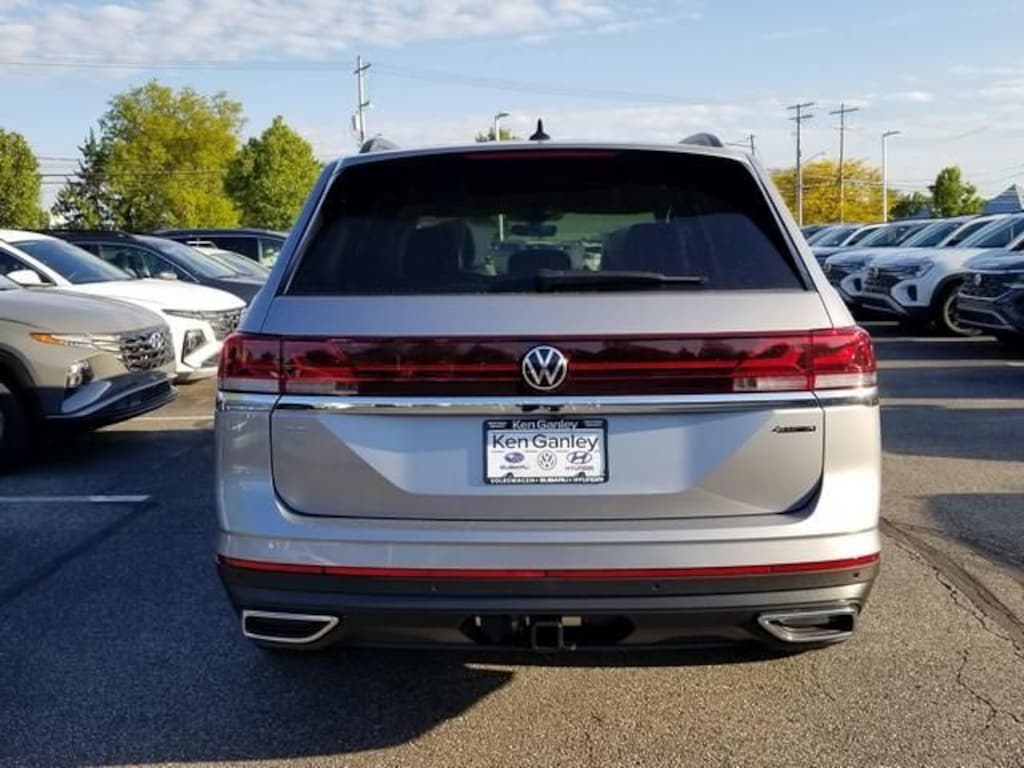 New 2026 Volkswagen Atlas 2.0T SE w/Technology SUV