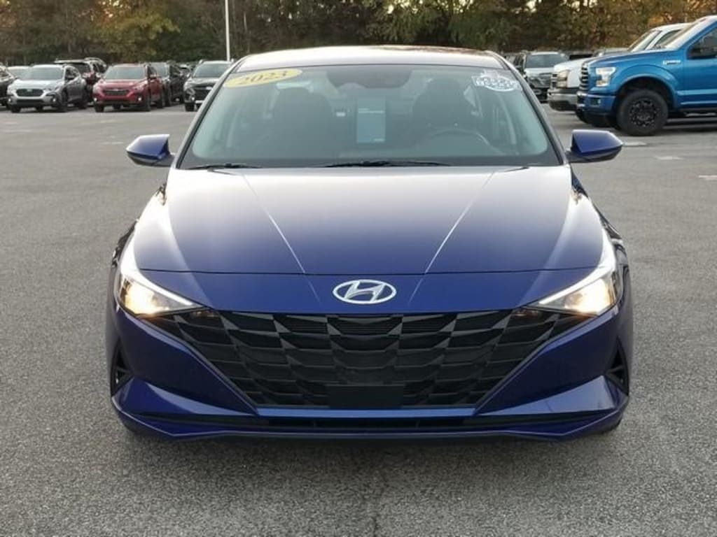 Used 2023 Hyundai Elantra SEL Sedan