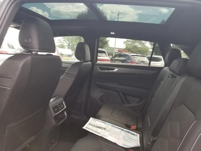 2026 Volkswagen Atlas Cross Sport SE w/Tech - Photo 9