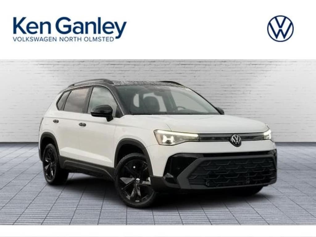 New 2025 Volkswagen Taos 1.5T SE Black SUV