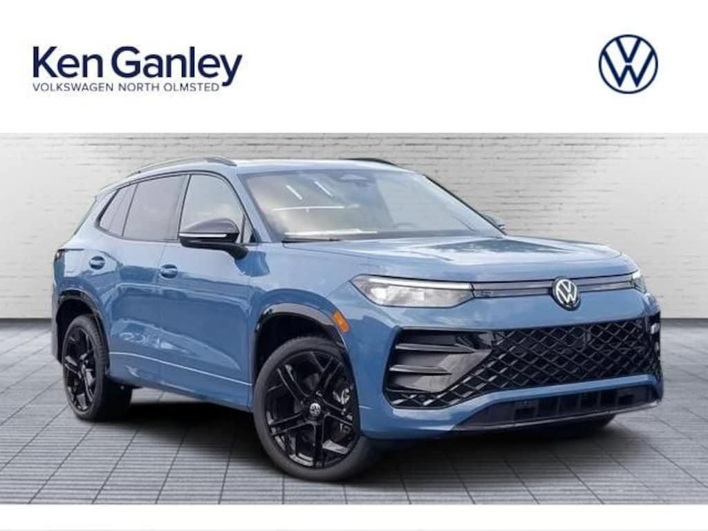 New 2026 Volkswagen Tiguan SE R-Line Black SUV