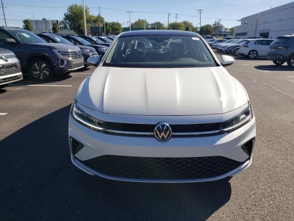 New 2026 Volkswagen Jetta 1.5T SE Sedan