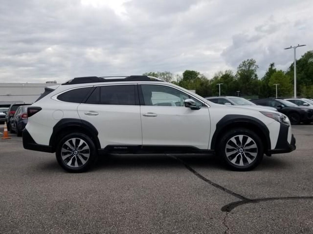 Used 2023 Subaru Outback Touring SUV