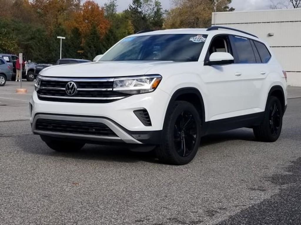 Certified 2022 Volkswagen Atlas 2.0T SE w/Technology SUV