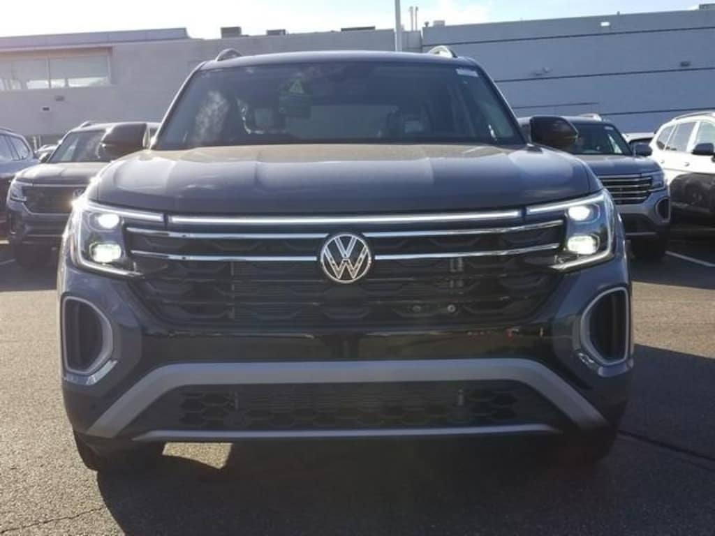 New 2026 Volkswagen Atlas 2.0T Peak Edition SUV