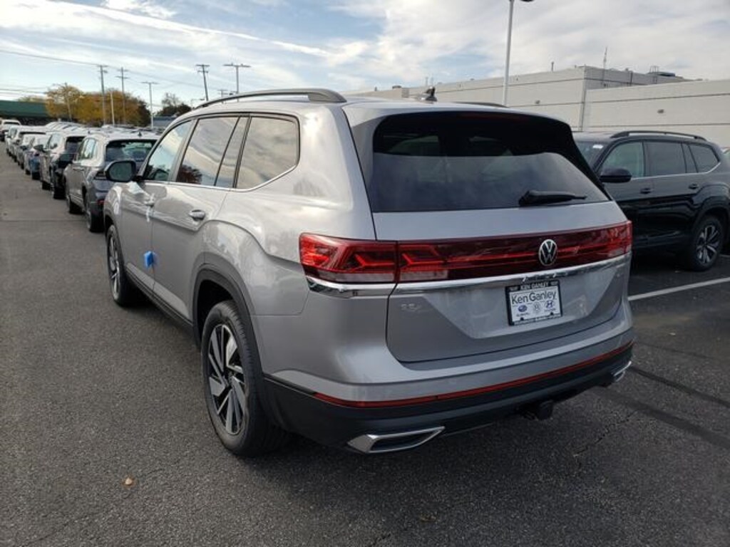 New 2026 Volkswagen Atlas 2.0T SE w/Technology SUV