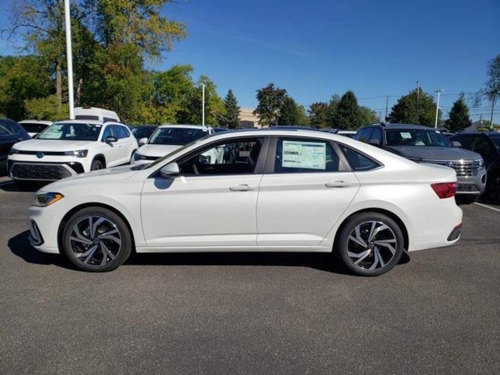 New 2026 Volkswagen Jetta 1.5T SEL Sedan