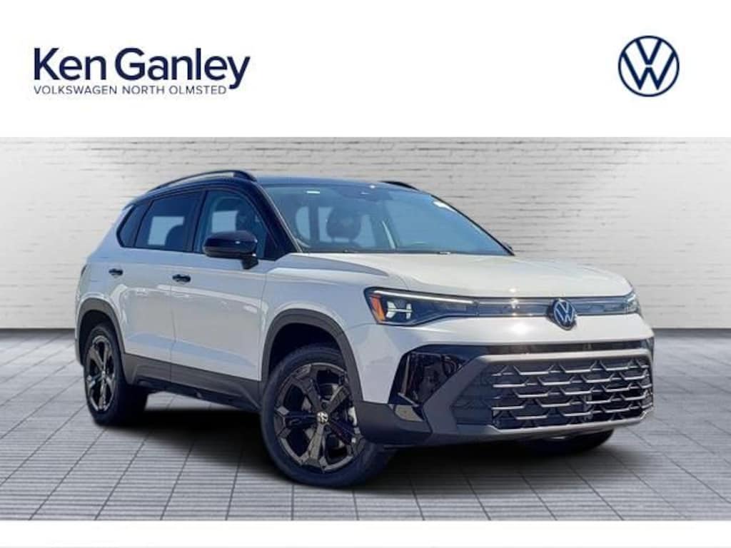 New 2026 Volkswagen Taos 1.5T SE Black SUV