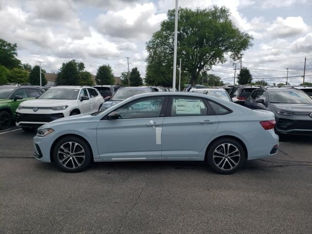 New 2026 Volkswagen Jetta 1.5T Sport Sedan