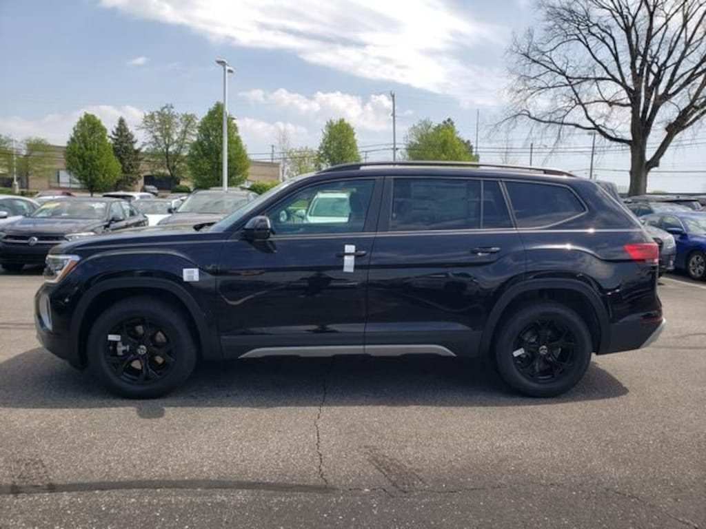 New 2026 Volkswagen Atlas 2.0T Peak Edition SUV