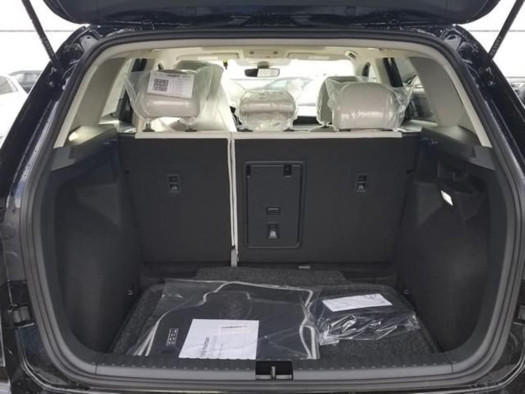 New 2026 Volkswagen Taos 1.5T SE SUV