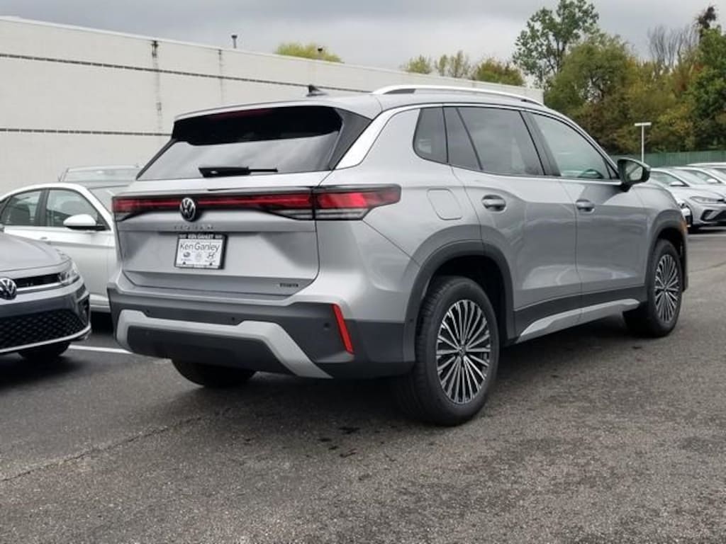 New 2025 Volkswagen Tiguan 2.0T S SUV