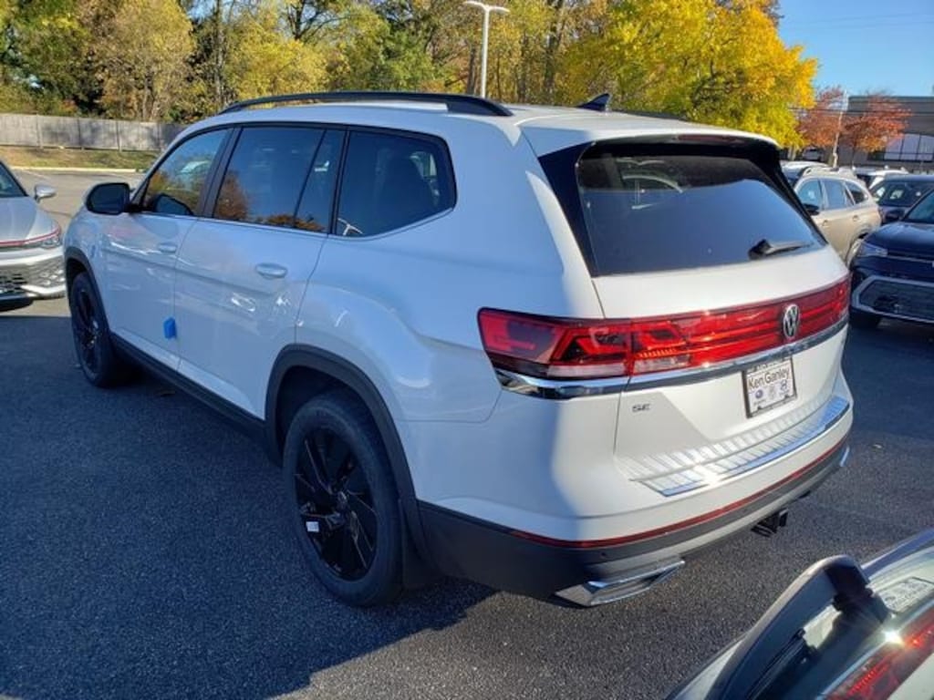 New 2026 Volkswagen Atlas 2.0T SE w/Technology SUV