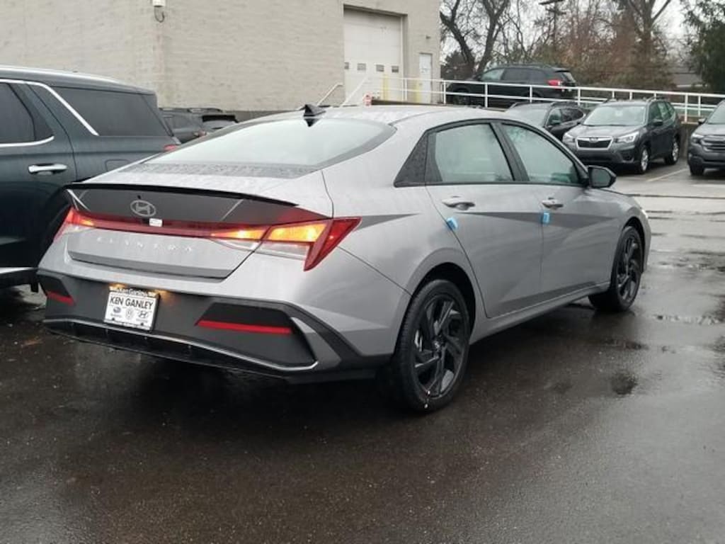 New 2026 Hyundai Elantra SEL Sport Sedan