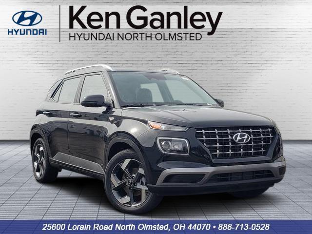 2026 Hyundai Venue SEL w/ 2-Tone Roof IVT's photo
