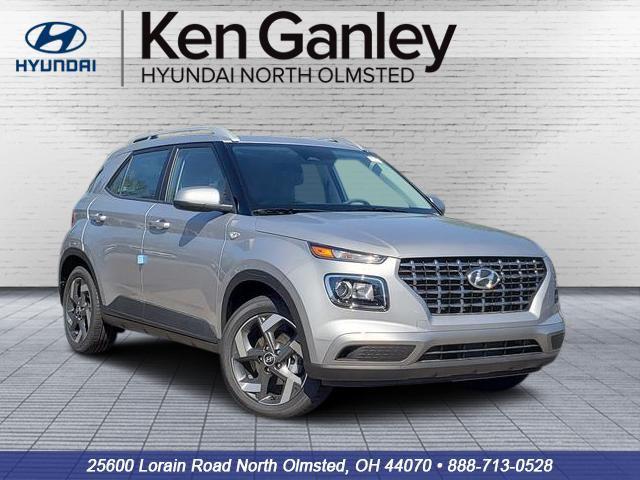 2026 Hyundai Venue SEL w/ 2-Tone Roof IVT's photo