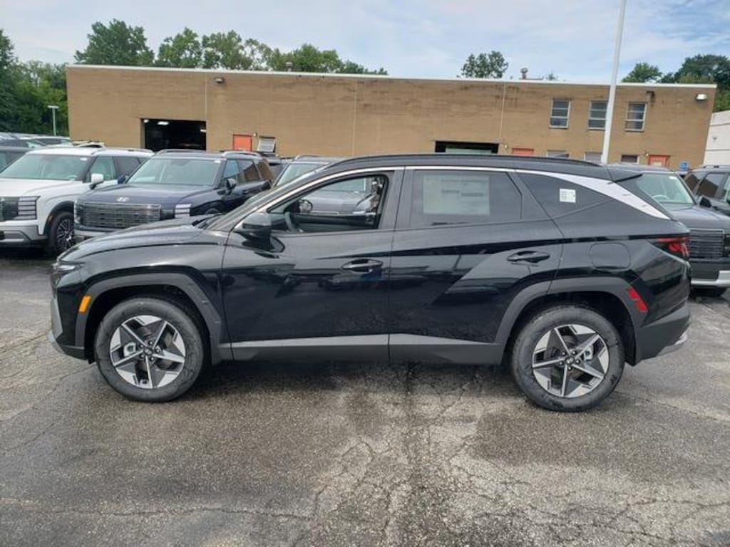 New 2026 Hyundai Tucson SEL AWD SUV