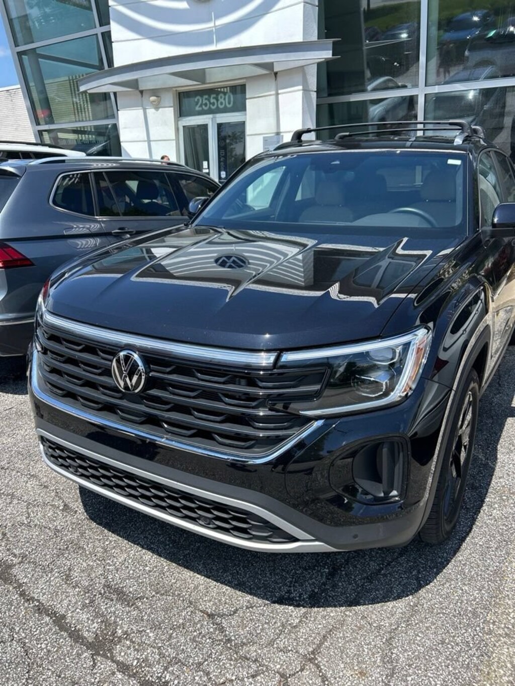 Certified 2024 Volkswagen Atlas Cross Sport 2.0T SE w/Technology SUV