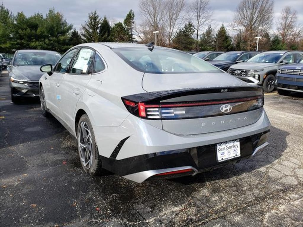 New 2026 Hyundai Sonata SEL Sport Sedan