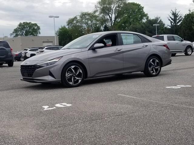 Certified 2023 Hyundai Elantra SEL with VIN KMHLS4AG6PU411170 for sale in North Olmsted, OH