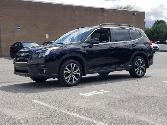 Certified 2023 Subaru Forester Limited with VIN JF2SKAPC2PH400549 for sale in North Olmsted, OH