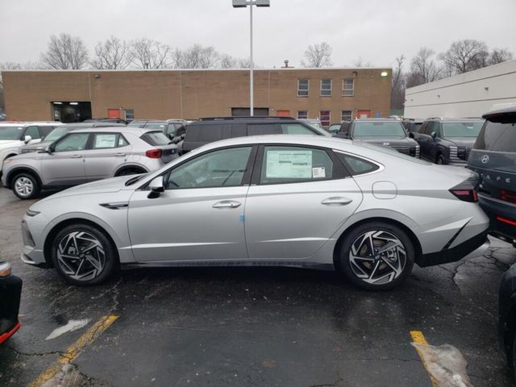 New 2026 Hyundai Sonata SEL Sport Sedan