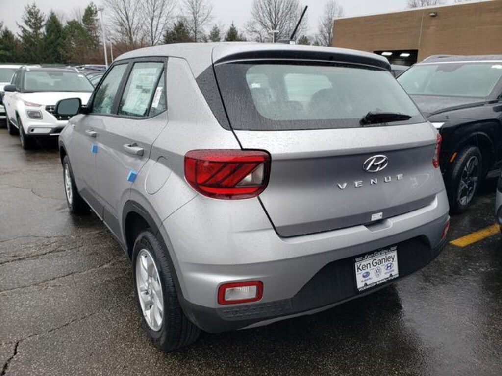 New 2026 Hyundai Venue SE SUV