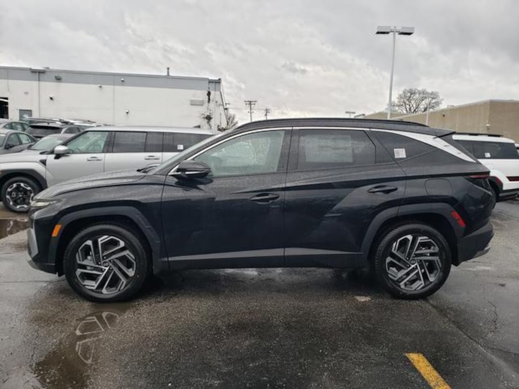 New 2026 Hyundai Tucson Limited AWD SUV