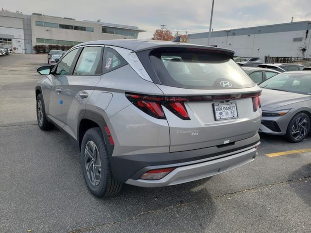 New 2026 Hyundai Tucson Hybrid Blue SUV