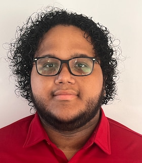 Staff member Gaddiel Colon from ID_b3f2fc425241